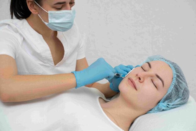 What Should You Know Before Booking the Best Extraction Facial in Singapore 11zon